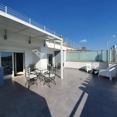 Penthouse 41 In Trastevere With Big Terrace-2